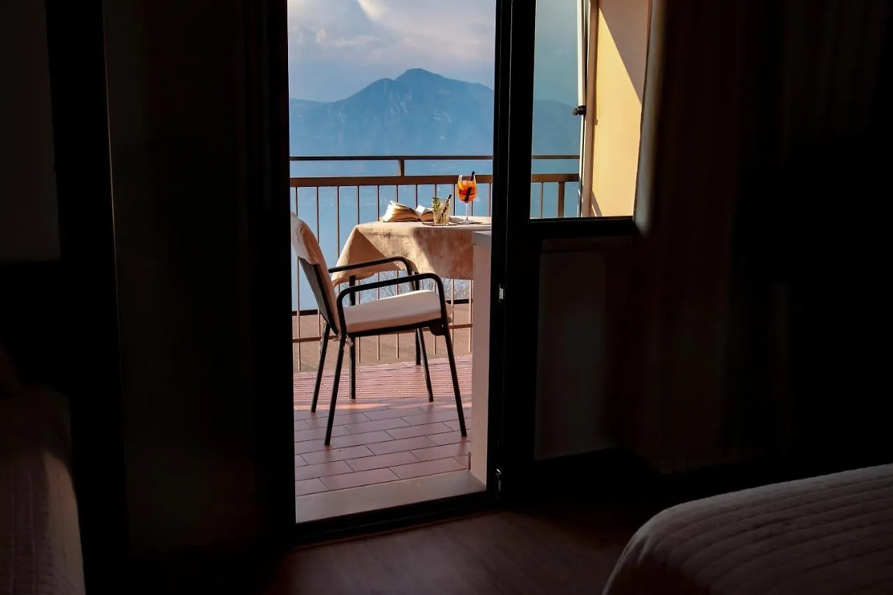 Hotel San Zeno سان زينو دي مونتانا