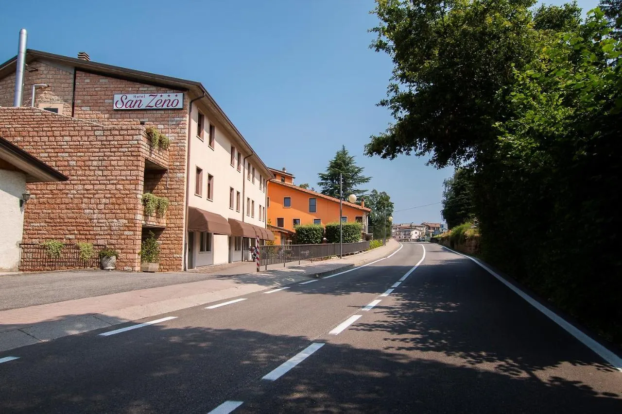 Hotel San Zeno سان زينو دي مونتانا 3*,  إيطاليا